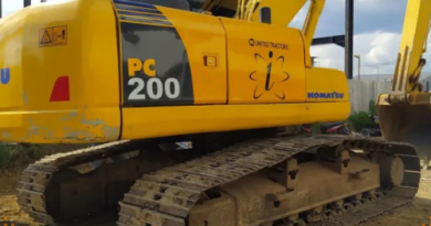 Sewa Excavator PC200
